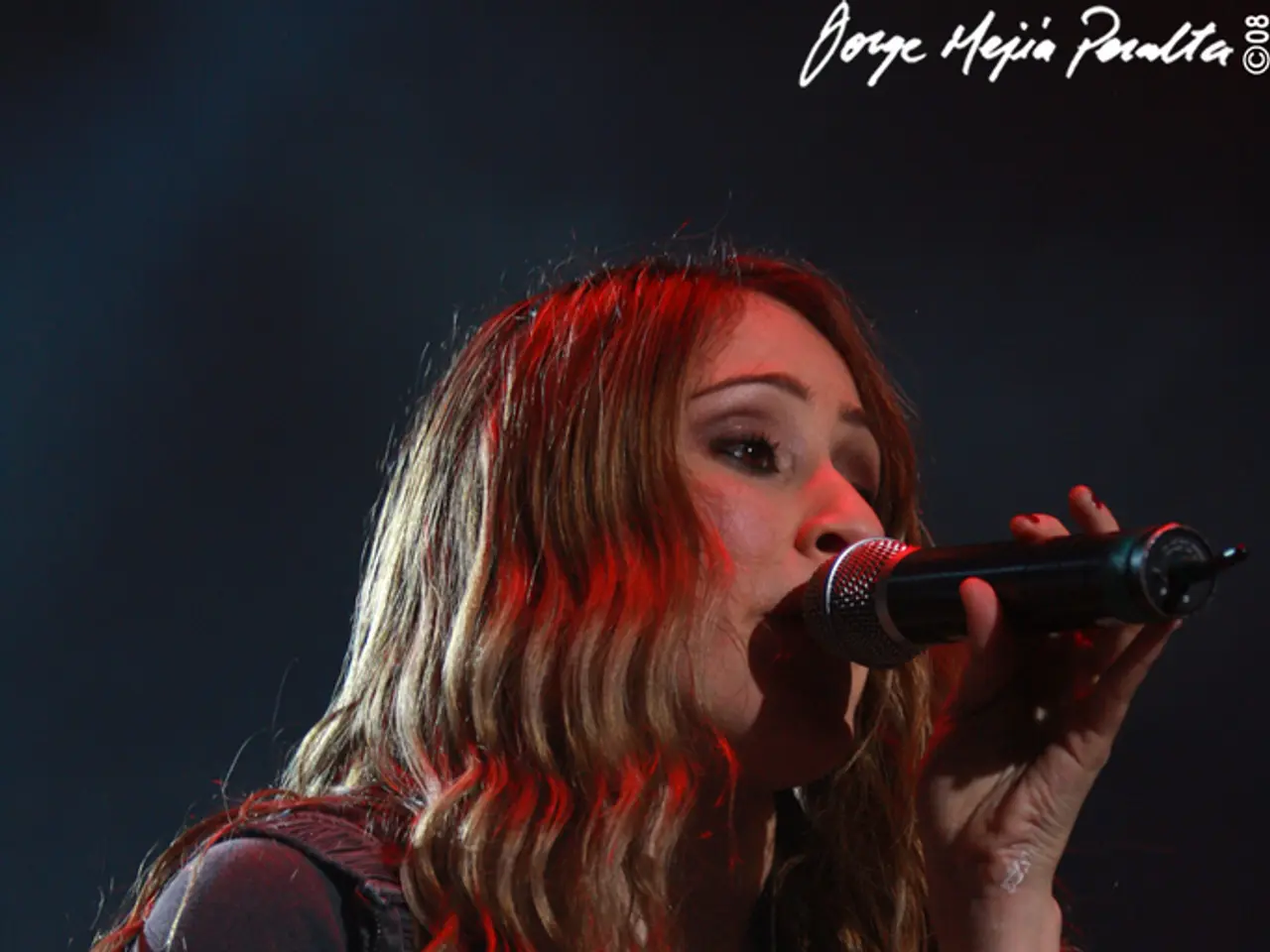 Top Strategies for Home Vocal Recording Sessions