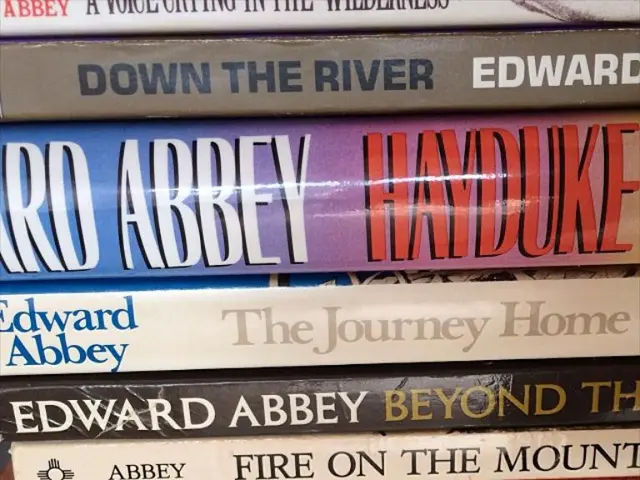 Quick Read: 5 Accessible Philosophy Books for Easy Understanding