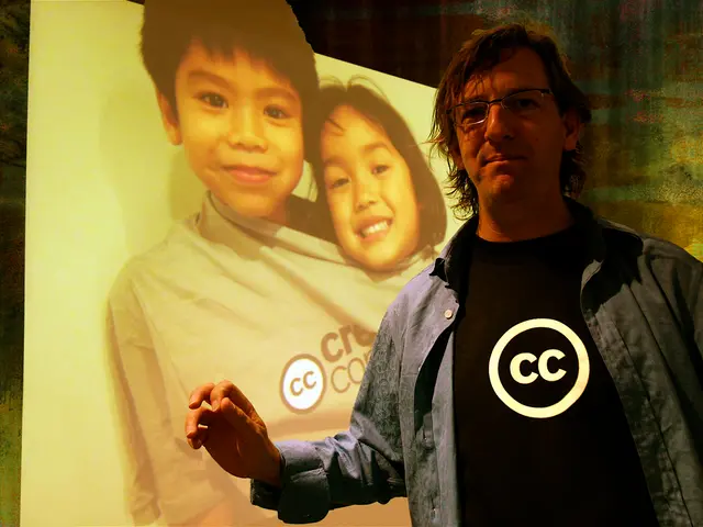 Relationship Attachment Type: Understanding Avoidant Attachment (Characteristics & Triggers)