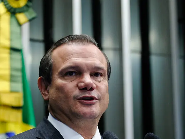 Actor Riccardo Angelini faced controversy over his use of dialect.