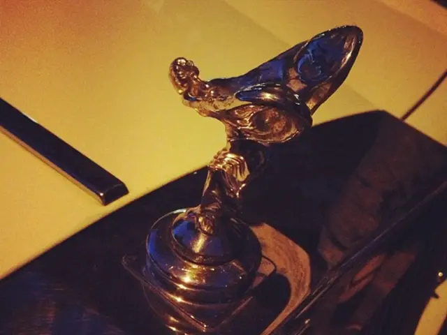 Fixing Damaged Aluminum and Composite Car Structures in Auto Body Collisions