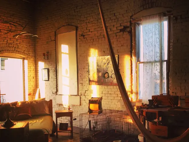 Discussed architectural creations with an interior designer using The Sims 4 Enchanted by Nature...